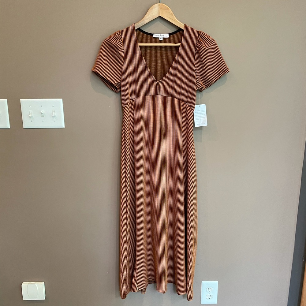 NWT Velvet Torch Stripe Dress Orange Black Large